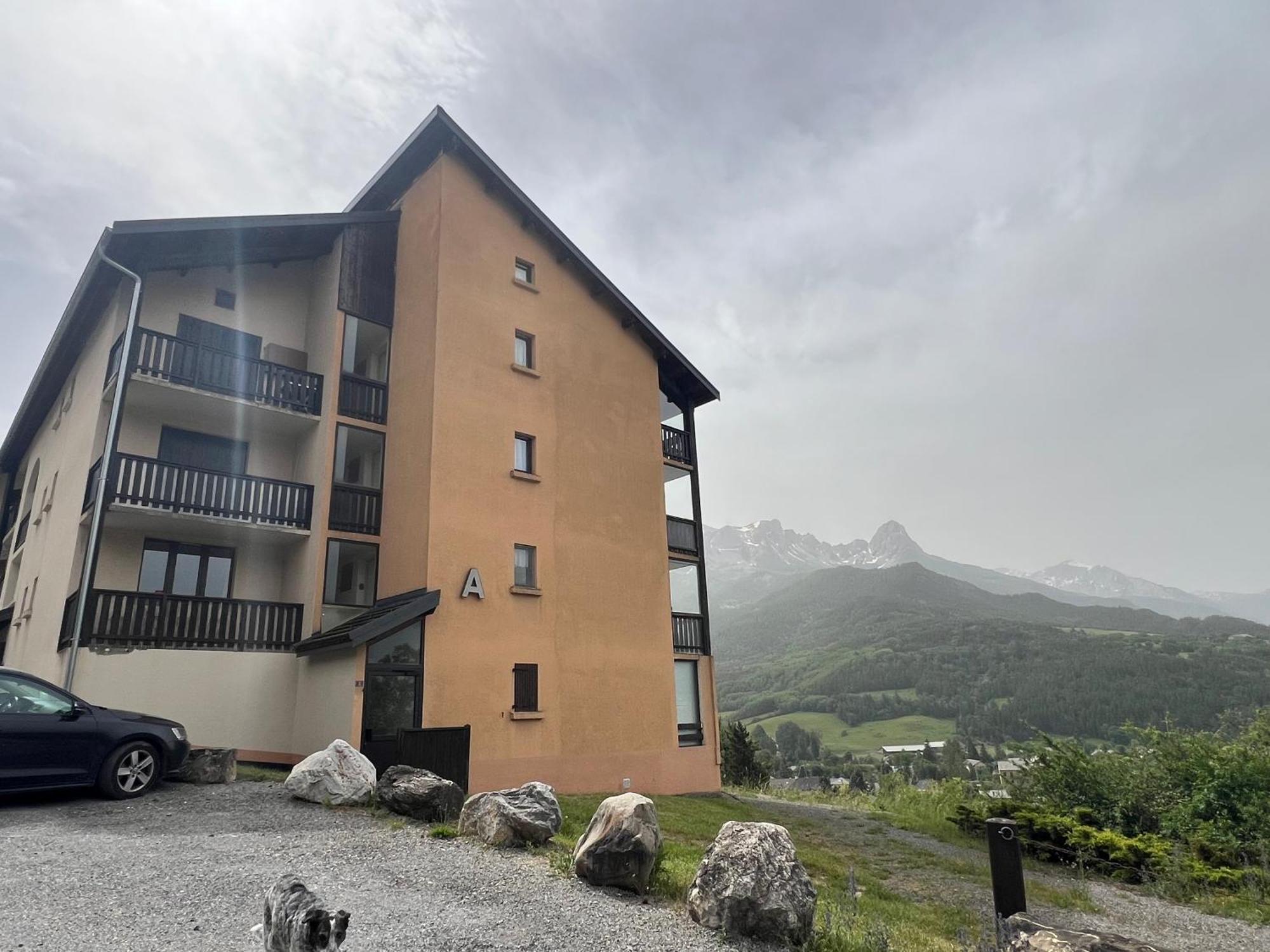 Terrasse Adroit T2 Barcelonnette - Wi-Fi Gratuit - 7 Couchages Apartment Exterior photo